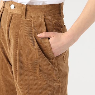 コットンストレッチコーデュロイ　タックワイドパンツ
