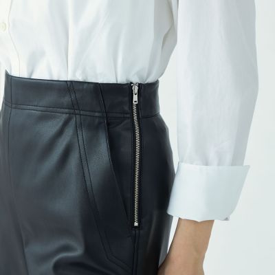 レザーライク　ワイドフレアパンツ
