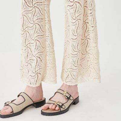 トライアングルクロシェ　セミフレアパンツ