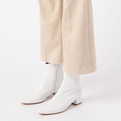 ワイドウェールコーデュロイ　セミフレアクロップドパンツ