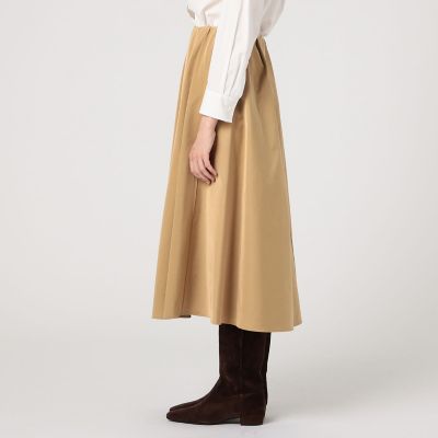 ダブルサテン タックギャザーフレアスカート | maison TOMORROWLAND