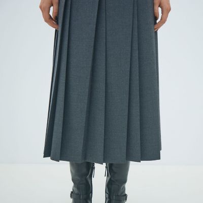 トゥモローランド　2025 MACPHEE スカート　ウール　プリーツ MACPHEE（マカフィー） スカート ウールナチュラルストレッチ プリーツ