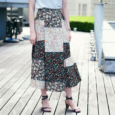 コットンフラワープリント アシンメトリーラップスカート