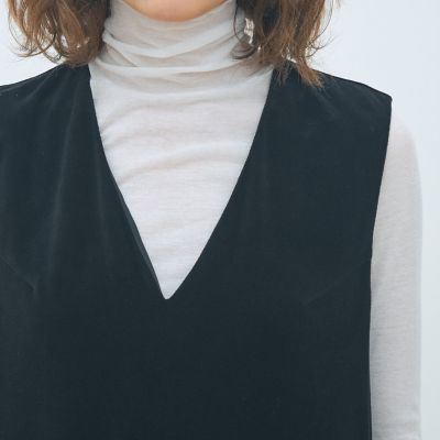 コットンポリエステルベロア Vネックワンピース | maison