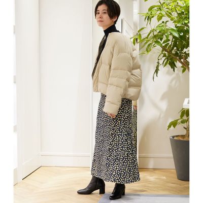 シームレスダウン ノーカラージャケット