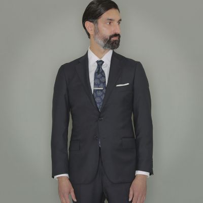 ＜MACKINTOSH LONDON (Men)＞【ＮＥＷ　ＢＲＩＤＧＥ】【ＶＩＴＡＬＥ　ＢＡＲＢＥＲＩＳ　ＣＡＮＯＮＩＣＯ／ヴィターレ・バルベリス・カノニコ】ツイル無地スーツ