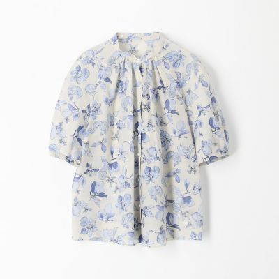 コットンシルクリモーネフラワープリント　パフスリーブブラウス