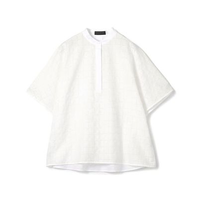 ＜maison TOMORROWLAND＞スクエアーエンブロイダリー　ハーフスリーブブラウス