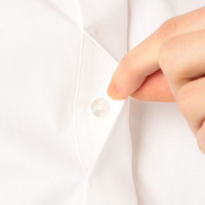 スクエアドットエンブロイダリー ハーフスリーブブラウス | maison