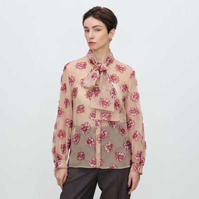 カットフラワージャカード ボリュームボウタイブラウス | maison