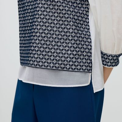 トゥモローランドコレクション✨24SS ビンテージリーフエンブロイダリーブラウス TOMORROWLAND - トゥモローランドコレクション✨24SS ビンテージリーフ