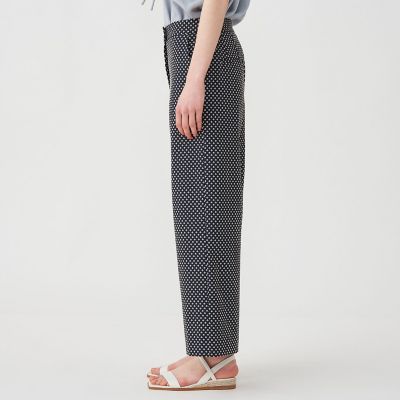 ダイスストレッチ　ストレートパンツ