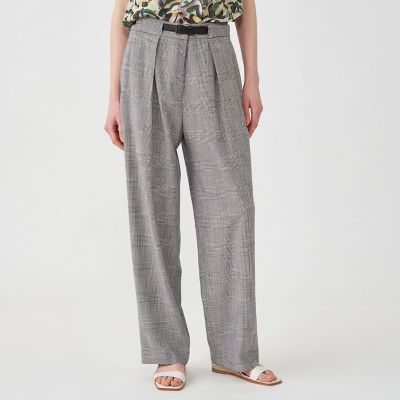 シャイニーグレンチェック タックストレートパンツ | maison