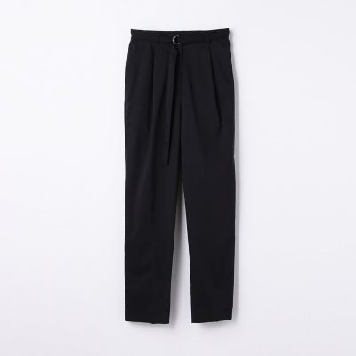 コットンポリエステル　フロントタックテーパードパンツ