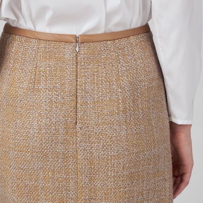 ロービングツイード　セミタイトスカート