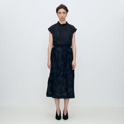 美品　TOMORROWLAND collection カットフラワースカート カットフラワージャカード Iラインミディスカート | maison