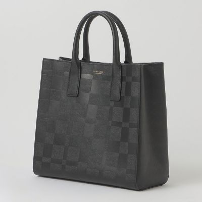 エンボスチェックスクエアドライビングトート | BLACK LABEL
