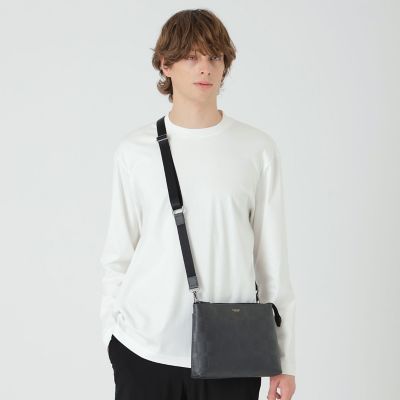 エンボスチェックスクウェアサコッシュ | BLACK LABEL CRESTBRIDGE