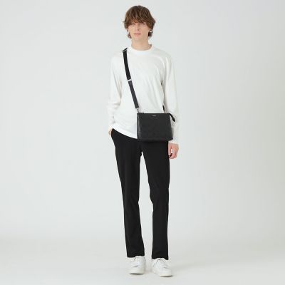 エンボスチェックスクウェアサコッシュ | BLACK LABEL CRESTBRIDGE