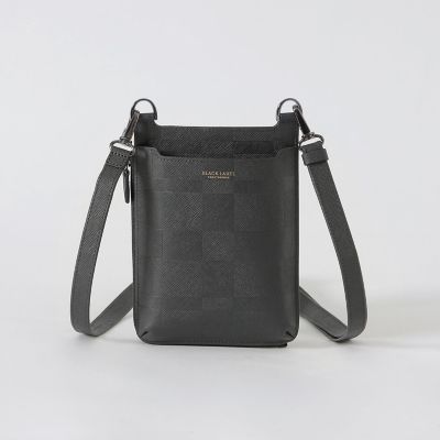 エンボスチェックスマートフォンショルダーケース | BLACK LABEL