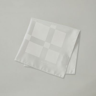 ＜BLACK LABEL CRESTBRIDGE (Men)＞ジャカードクレストブリッジチェックチーフ