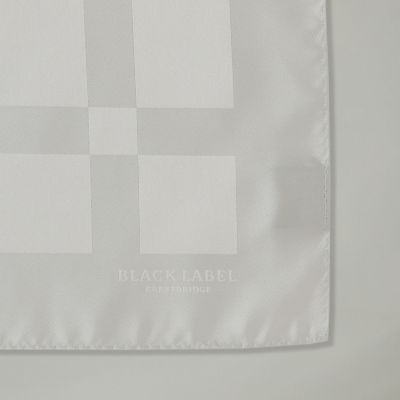 ジャカードクレストブリッジチェックチーフ | BLACK LABEL CRESTBRIDGE