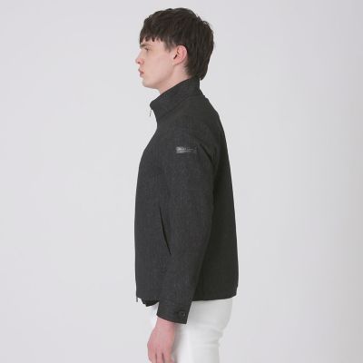一部店舗限定】デニムライクカラミスタンドカラーブルゾン | BLACK