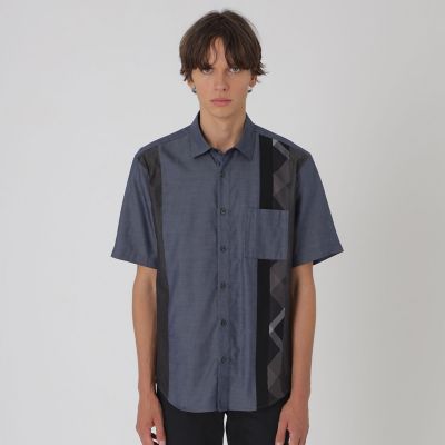 一部店舗限定】ストライプパッチワークハーフスリーブシャツ | BLACK