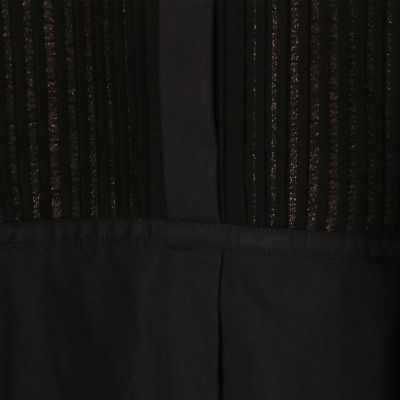ブラックコンビネーション　タックティアードシャツ