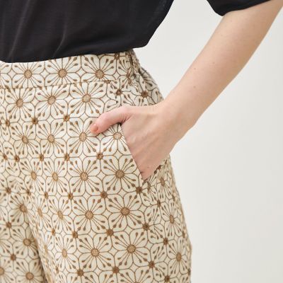 カレフルールエンブロイダリー ストレートパンツ | maison