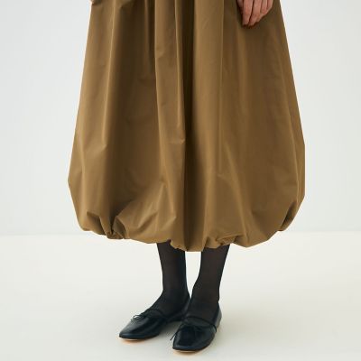 定価16000円◆新品タグ付き◆ヤマダヤ◆ フラップボタンバルーンスカート ポリステルシルクタフタ バルーンスカート | maison