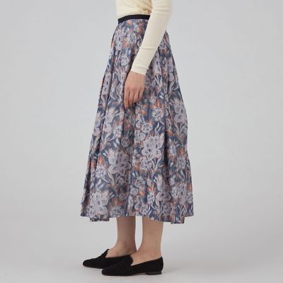 送料無料】ロゼットフラワープリント タックスィングスカート