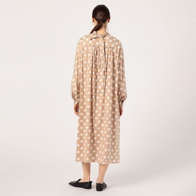 【美品】トゥモローランドコレクション ドゥーブルドットバックボウタイ ワンピース ドゥーブルドットプリント バックボウタイワンピース | maison