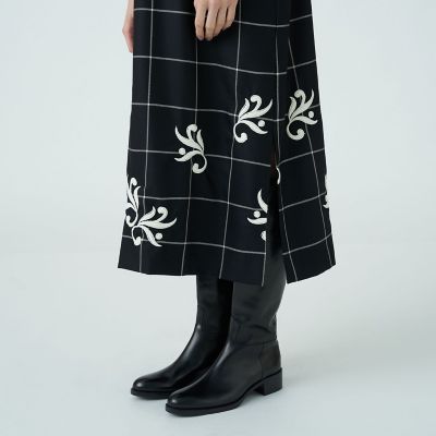 タッターソールエンブロイダリー　サックドレス