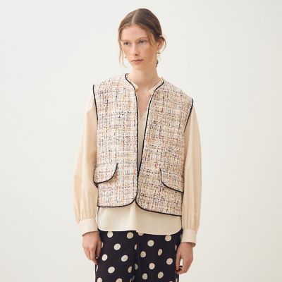 【極美品✨23AW】アドーア ファンシーツイードジレ メタルボタン フリンジ M ホロウファンシーツイード トリミングジレ | maison TOMORROWLAND