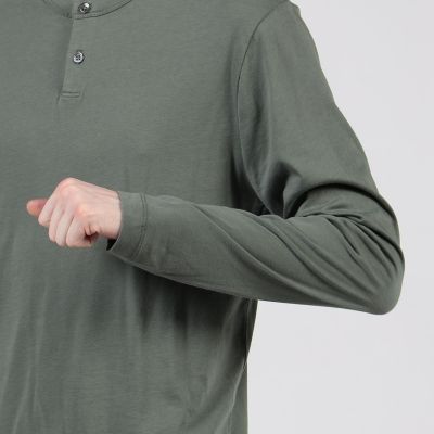 ブラッシュドコットン ヘンリーネックプルオーバー