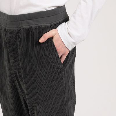 コットンコーデュロイ　ストレートパンツ　ＭＵＳＣ１４２１