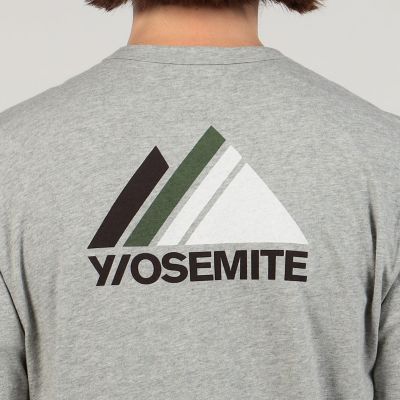 マウンテングラフィックプリント　クルーネックＴシャツ　ＭＨＥ３３１１ＰＨ