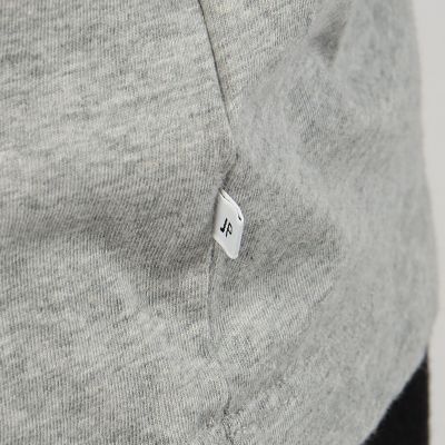 マウンテングラフィックプリント　クルーネックＴシャツ　ＭＨＥ３３１１ＰＨ