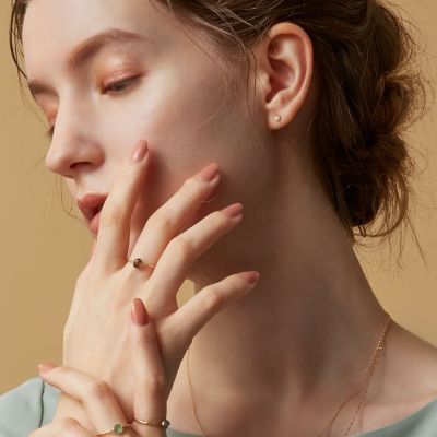 K18ダイヤモンドピアス（0．04ct） | agete/アガット | 三越