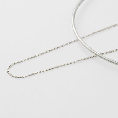 シルバーネックレス