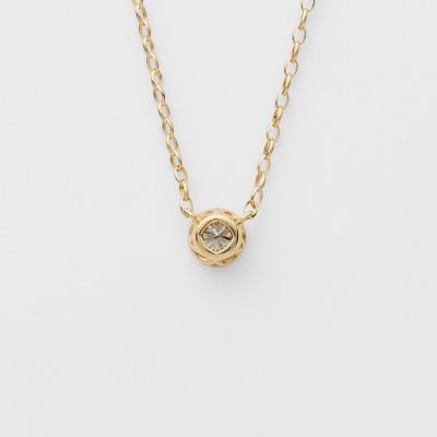 Ｋ１８ダイヤモンドネックレス（０．１ｃｔ）