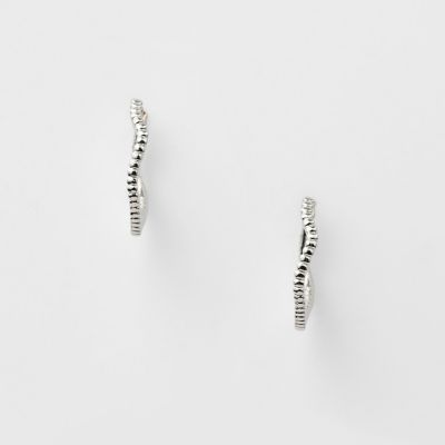 シルバーピアス