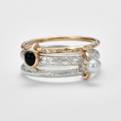 ＜agete＞シルバー／Ｋ１０カルセドニー／淡水パール３連リング（Ｌ）