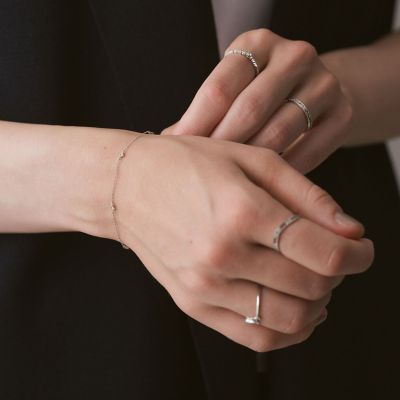 プラチナダイヤモンドブレスレット | agete/アガット | 三越伊勢丹