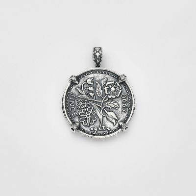 ＜agete＞シルバーダイヤモンドチャーム