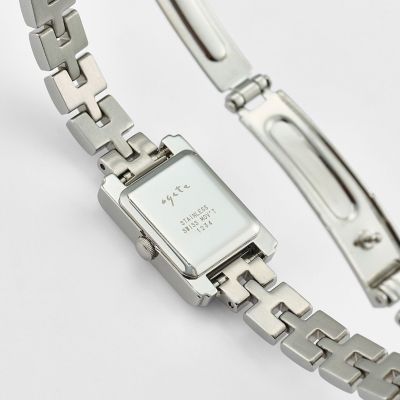 ク*ン様 現行品 agete 銀 SILVER ダイヤ付き スクエア フェイス Limited Edition》スクエアフェイスジュエリーウォッチ｜時計