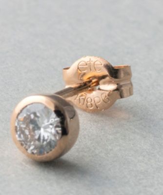 Ｋ１８　ダイヤモンド　０．３ｃｔ　ピアス「ブライト」