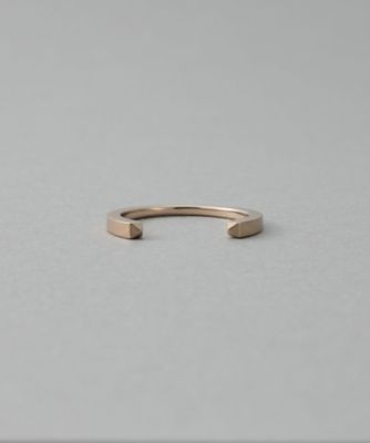 ＜ete bijoux (Women)＞［ハンサムピンク］　Ｋ１０ＭＰＧ　スタッズ　ハグリング