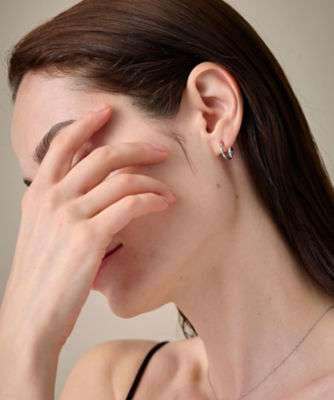 ★momo1224★ ete ビジュー ワンストローク ピアス ☆momo1224☆ ete ビジュー ワンストローク ピアス